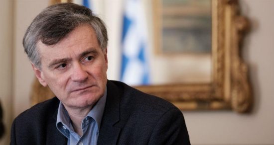 Αχτίδα ελπίδας από Τσιόδρα: Δεν ακολουθούμε την πορεία της Ιταλίας