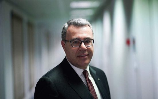 Φαβορί και αουτσάιντερ για την απόκτηση του project Galaxy της Alpha Bank