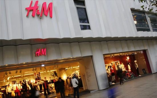 H&M: Αύξηση κερδών στο γ΄ τρίμηνο, προειδοποίηση για δασμούς στις ΗΠΑ