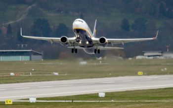 Υπηρεσία Πολιτικής Αεροπορίας: Για ποιες χώρες παρατείνεται η αναστολή πτήσεων εως τις 15 Μαϊου