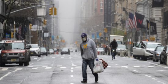 ΗΠΑ: Παράταση της απαγόρευσης εξώσεων στη Νέα Υόρκη έως τον Μάιο του 2021