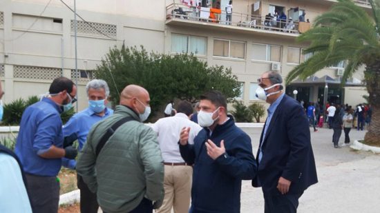 Κρανίδι: 150 νέα κρούσματα στη δομή μεταναστών – Σπεύδει ο Χαρδαλιάς