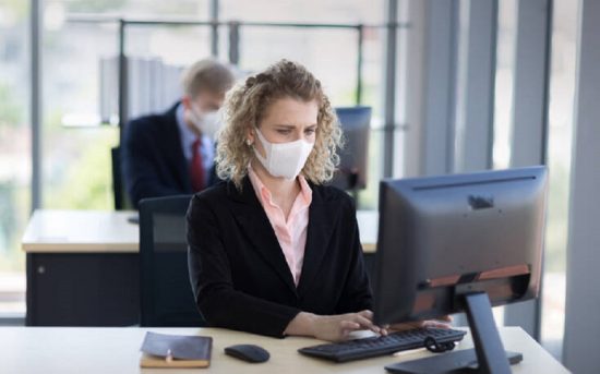 Άδεια ειδικού σκοπού: Τι ισχύει για εργαζόμενους γονείς που δεν έχουν θερινή άδεια