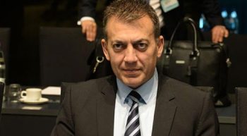 Βρούτσης: Πότε θα πληρωθούν τα επιδόματα των 800 και των 600 ευρώ