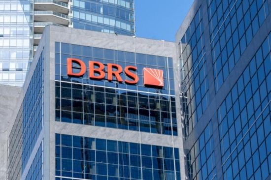DBRS: Ο κορωνοϊός ανατρέπει τα σχέδια των ελληνικών τραπεζών για μείωση των NPEs