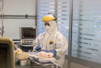 Κορωνοϊός: 160.685 θάνατοι παγκοσμίως – Περισσότερα από 2.334.130 τα κρούσματα