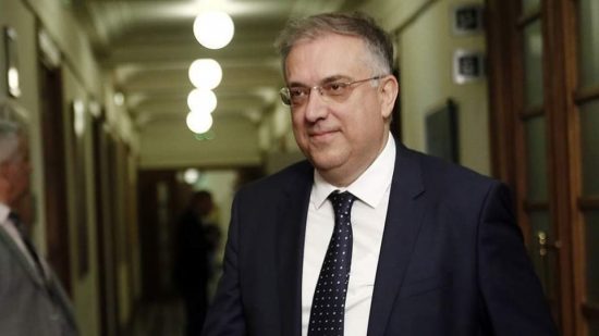 Θεοδωρικάκος:  Αλλαγές στην άδεια ειδικού σκοπού – σε τρεις φάσεις το ωράριο στο Δημόσιο