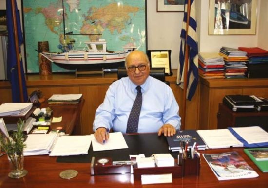 Μιχάλης Λάμπρος: Επιστολή-έκκληση προς την πρόεδρο της Επιτροπής Εμβολιασμού για τους Έλληνες ναυτικούς