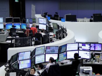 Ευρωαγορές: Σε υψηλό 8 μηνών εκ νέου οι ευρωπαϊκές μετοχές, με ώθηση από το εμβόλιο του κορωνοϊού