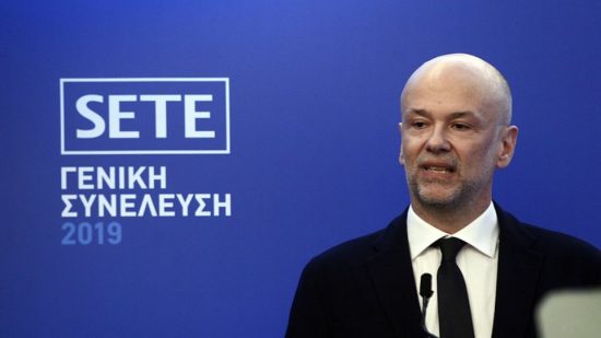 Ρέτσος: Όσο τα αεροπλάνα παραμένουν καθηλωμένα δεν μπορούμε να κάνουμε εκτιμήσεις