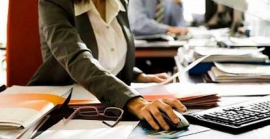 Εκ περιτροπής απασχόληση: Τα «παράθυρα» και οι «γκρίζες ζώνες»