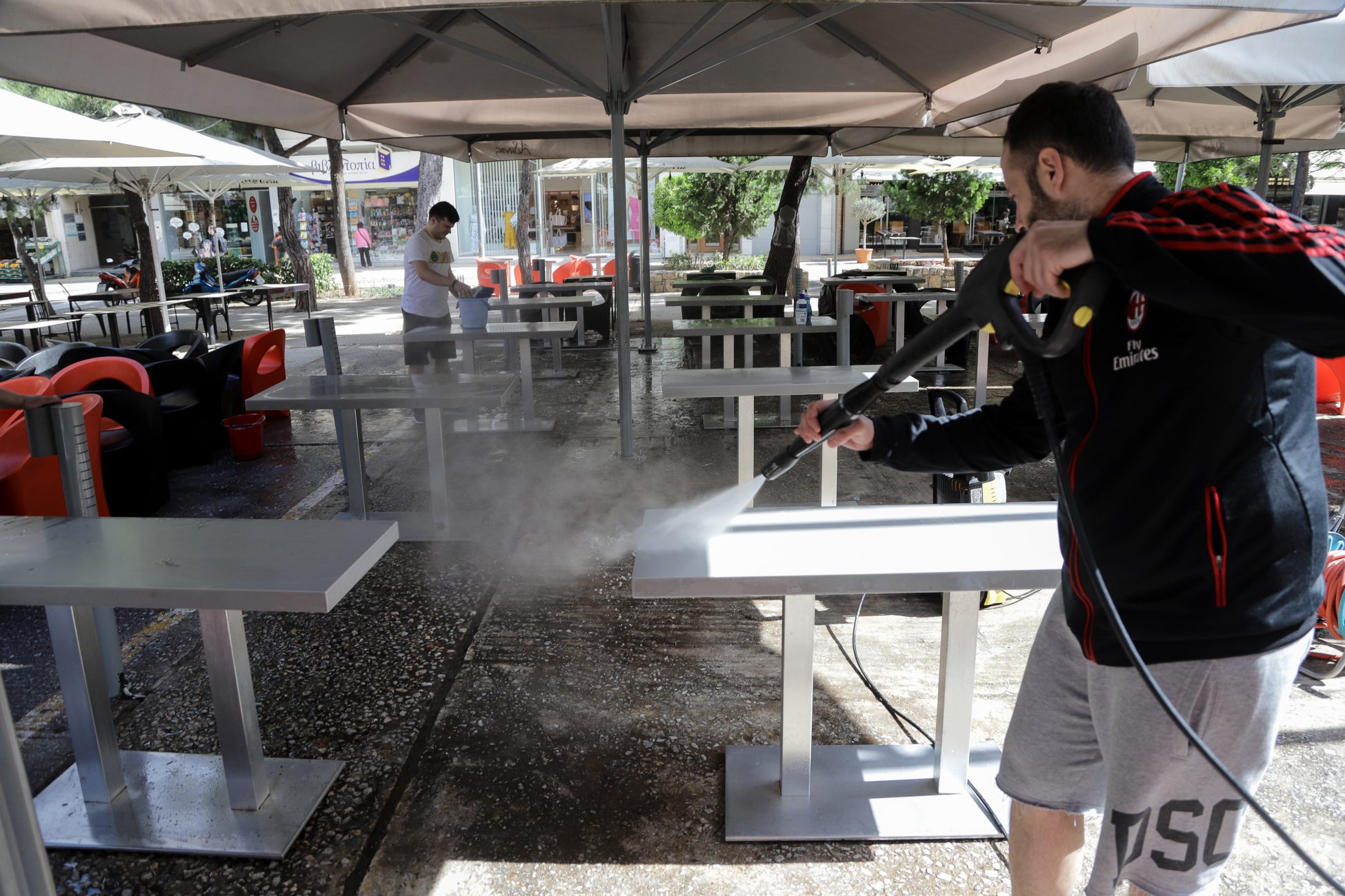 Τη Δευτέρα η 4η φάση της άρσης των μέτρων- Ανοίγει η εστίαση