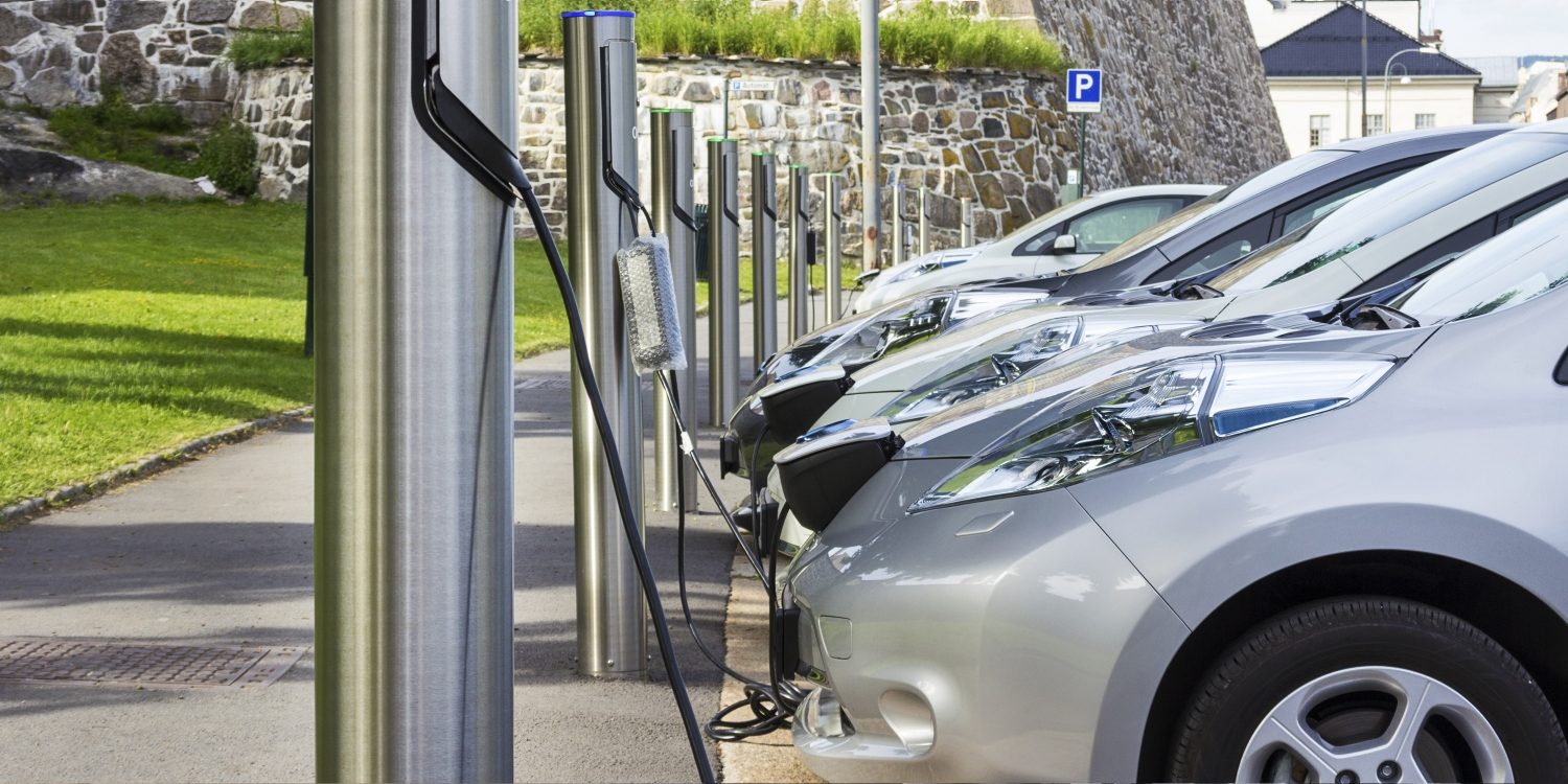 Ηλεκτροκίνηση: Φορολογικά κίνητρα και πράσινα μπόνους για αγορά ηλεκτρικών οχημάτων, δικύκλων και Ταξί| newmoney