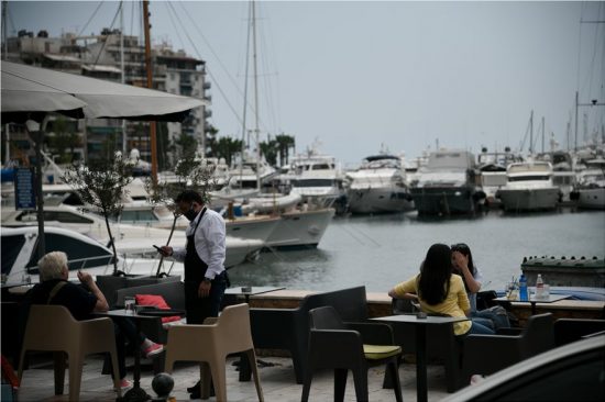 Επεκτάθηκε η συλλογική σύμβαση εργασίας για τους εργαζομένους στον κλάδο τουρισμού – επισιτισμού