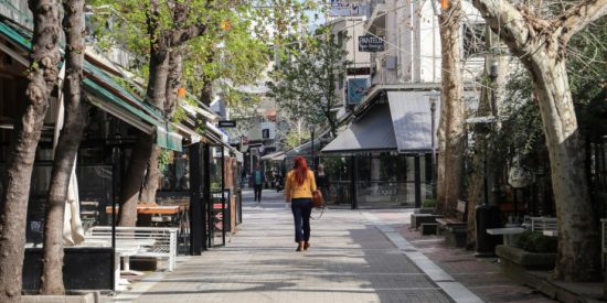 Θεοδωρικάκος: Πρωτοβουλία για αύξηση του εξωτερικού χώρου σε καταστήματα εστίασης