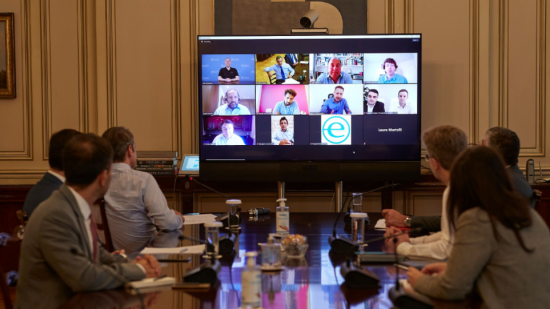 Συνάντηση Μητσοτάκη με εταιρείες τεχνολογίας – Η Microsoft ανοίγει κέντρο Έρευνας στην Ελλάδα