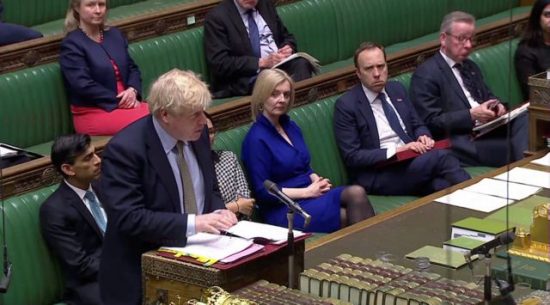 O Τζόνσον τώρα τρέχει: Νέο σύστημα ιχνηλάτησης για να καθησυχάσει τους Βρετανούς