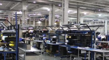 Καταιγισμός απολύσεων στην ελληνική μεταποίηση – Ιστορικό Limit down σε όλους τους δείκτες