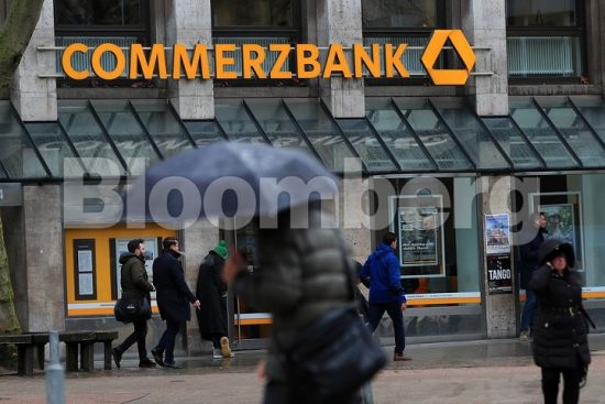 Το Fund Cerberus ξαναχτυπά και απαιτεί θέση στο ΔΣ της Commerzbank