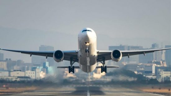 Γιατί οι αεροπορικές εταιρείες δεν πρόλαβαν να… χαρούν το τέλος της πανδημίας