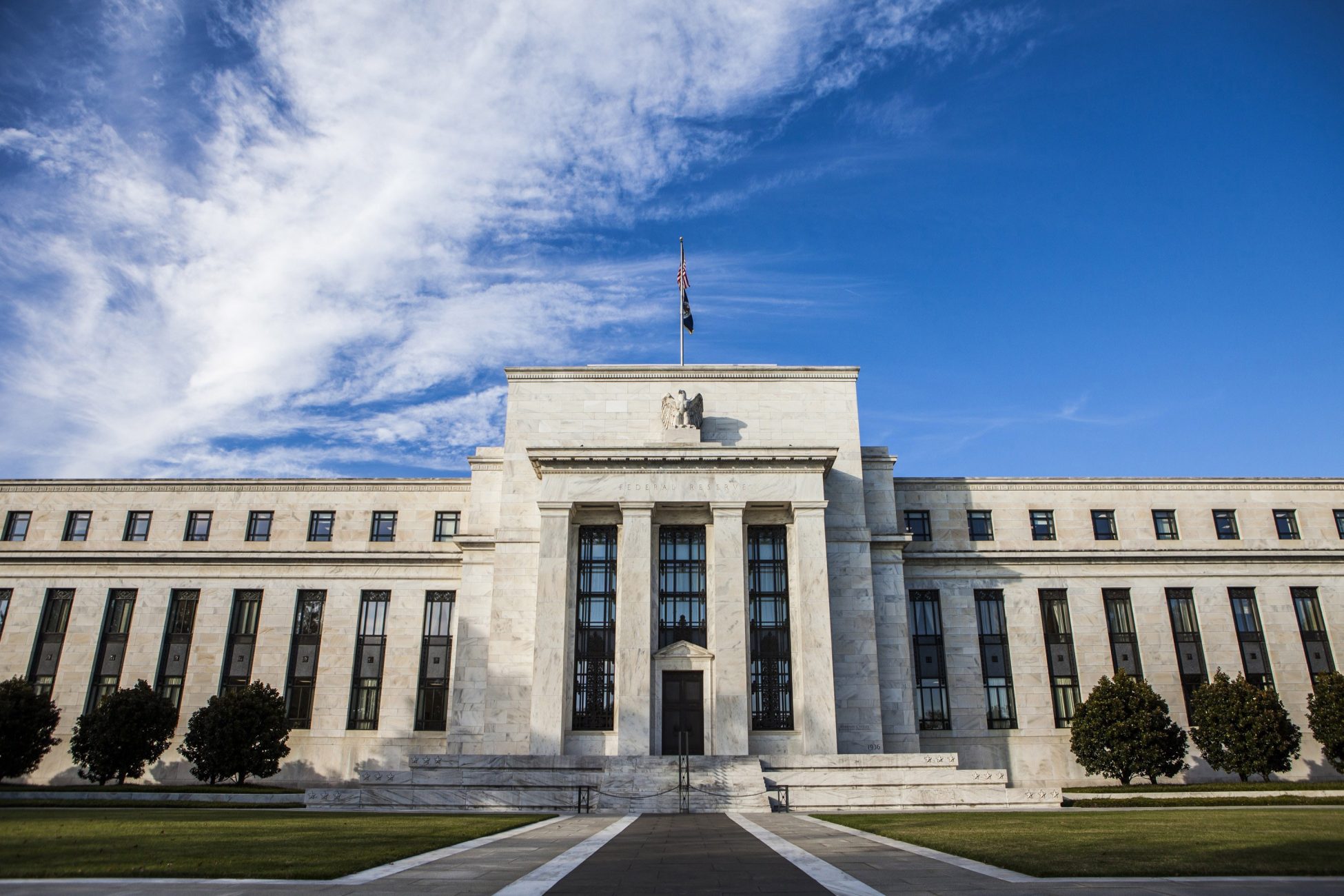 Bloomberg: Άνω του 4% τα επιτόκια της Fed στα τέλη του 2022 – Έρχονται νέες επιθετικές αυξήσεις