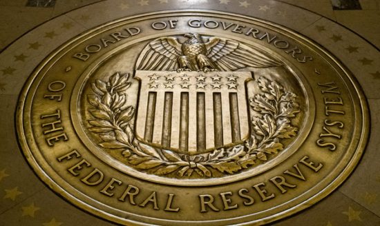 Μπαρ (Fed) προς τράπεζες: Οι πιο αυστηροί κανόνες σημαίνουν πιο υγιές χρηματοοικονομικό σύστημα