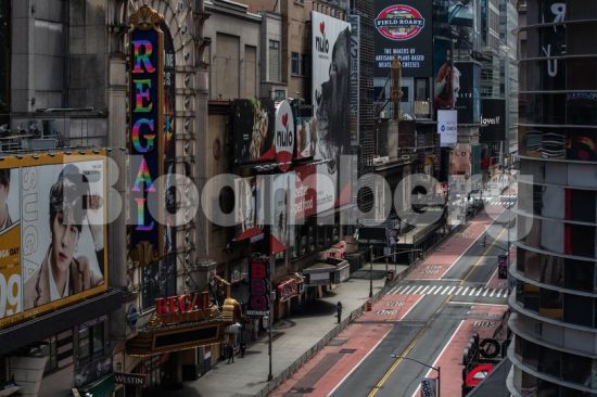 Morgan Stanley: Αναθεωρεί τους στόχους, προβλέπει γρήγορη ανάκαμψη τύπου «V»