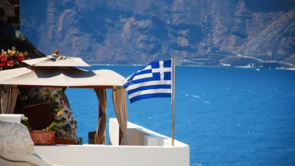 Η πανδημία αφάνισε τον ελληνικό τουρισμό: 678 εκατ. τα έσοδα εξαμήνου από €5,4 δισ. πέρυσι