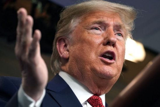 Ο Τραμπ απειλεί με δασμούς τα ευρωπαϊκά αυτοκίνητα – Αντίποινα για τους δασμούς στους αμερικανικούς αστακούς