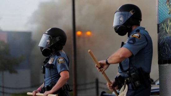 ΗΠΑ: Οι τοπικές αρχές της Μινεάπολης συμφώνησαν στη διάλυση της αστυνομίας