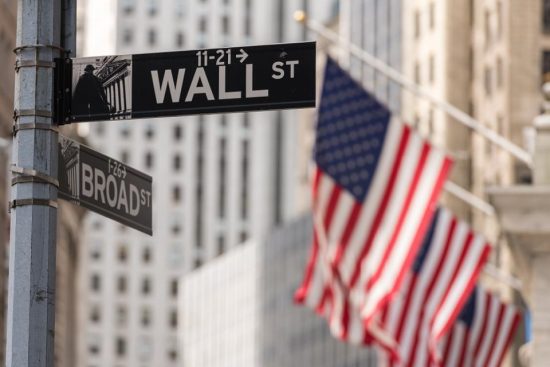Wall Street: Μικτά πρόσημα στον απόηχο της Fed – Πτώση 209 μονάδων για τον Dow Jones