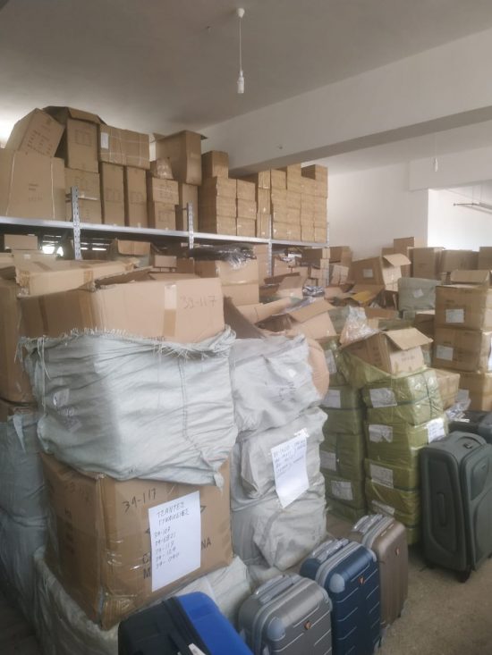 Επιχειρήσεις κατά του παρεμπορίου στο κέντρο της Αθήνας και το Περιστέρι