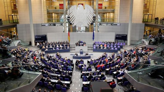 Γερμανία – εκλογές: Πρώτοι οι Πράσινοι και η Αναλένα Μπέρμποκ σε δημοσκόπηση
