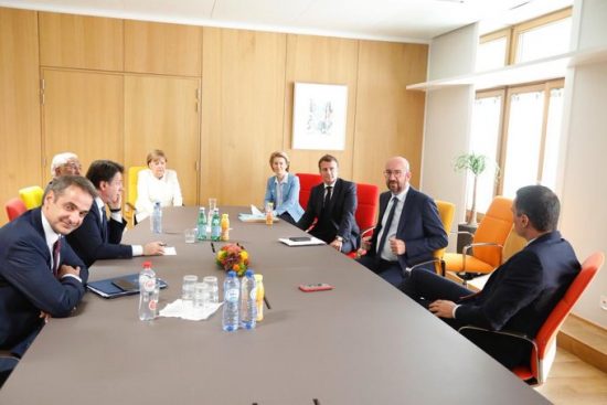 Συνάντησεις Μητσοτάκη, με Μέρκελ, Μακρόν, «Φειδωλούς» – Ζυμώσεις για προϋπολογισμό και ταμείο ανάκαμψης