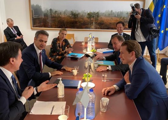 (Upd) Δείπνο ηγετών σε εξέλιξη: Σύγκρουση για ύψος επιχορηγήσεων