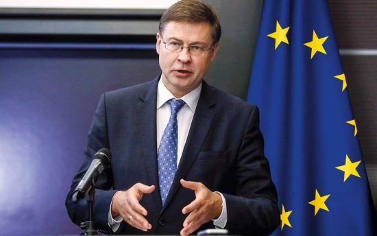 Ντομπρόβσκις: Τέλη Ιουλίου οι πρώτες εκταμιεύσεις από το Ταμείο Ανάκαμψης