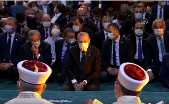 Ερντογάν: «Η Αγιά Σοφιά ήταν τζαμί και έγινε και πάλι τζαμί» (upd)