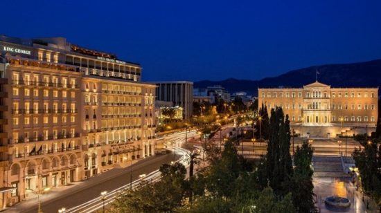 Travel + Leisure: Κορυφαίο στην Αθήνα τo ξενοδοχείο «Μεγάλη Βρεταννία» (pics)