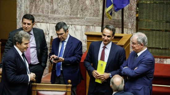 Νομοσχέδιο για τις διαδηλώσεις: «Πέρασε» με 188 ψήφους από ΝΔ και ΚΙΝΑΛ