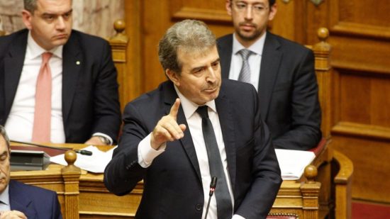 Χρυσοχοΐδης: Τραμπούκοι δολοφόνοι επιτέθηκαν σε αστυνομικούς