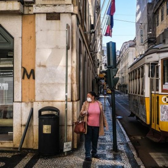 Πορτογαλία: Επανέρχονται οι περιορισμοί για τον κορωνοϊό – Τι ισχύει για τα ταξίδια