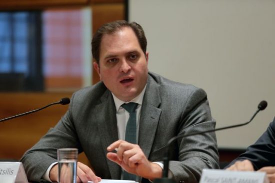 ΑΑΔΕ: «Τρέχουν» τους συμψηφισμούς για την έκπτωση 25% στον ΦΠΑ