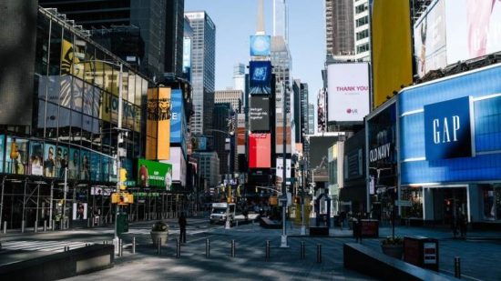 ΗΠΑ: Σημάδια ανάκαμψης, σε υψηλό 6 μηνών η επιχειρηματική δραστηριότητα