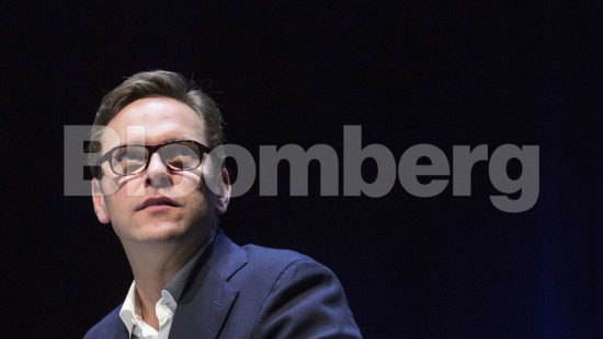 Ο Τζέιμς Μέρντοχ παραιτήθηκε από τη News Corp – Κόβει δεσμούς με τον πατέρα του