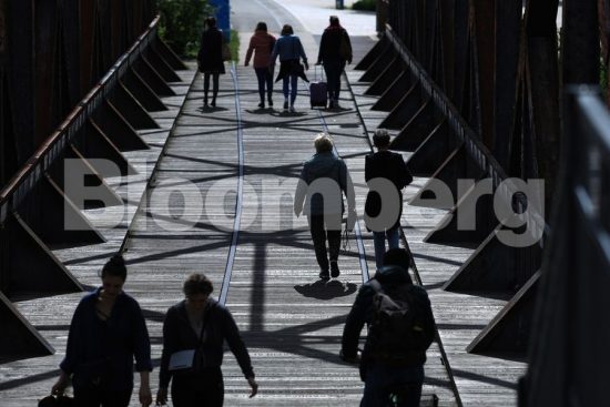 Γερμανία: Η αρχική αναπτυξιακή αντίδραση υποκρύπτει μια μακρά διαδικασία ανάκαμψης