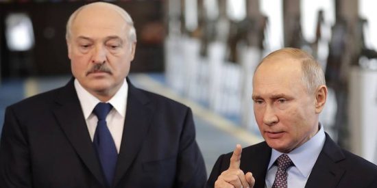 Η Μόσχα έτοιμη να στηρίξει και στρατιωτικά την Λευκορωσία