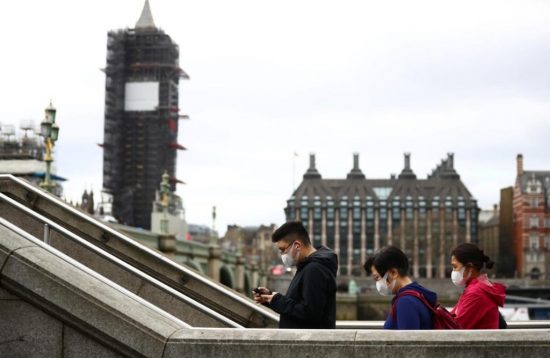 Βρετανία: Σταθερά πάνω από τις 50.000 τα ημερήσια κρούσματα