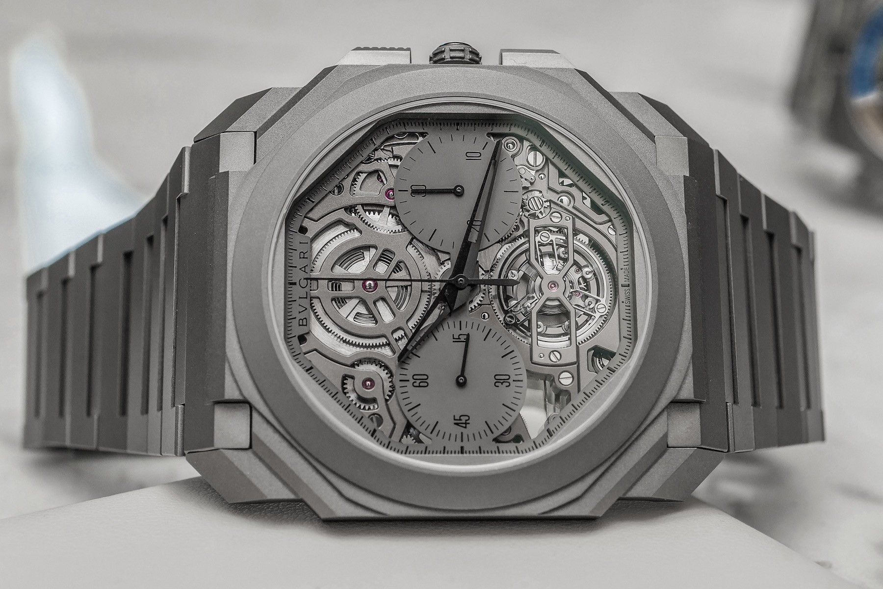 Αυτό το ρολόι στοιχίζει 142.000 δολάρια και εκτίθεται σε έκθεση στη Γενεύη