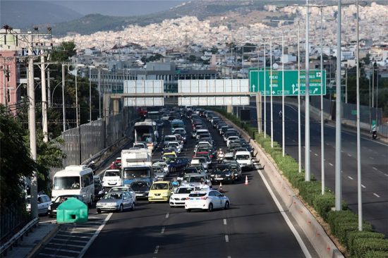 Φωτιά στη Μεταμόρφωση: Aνησυχία για το τοξικό νέφος