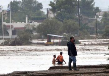 Τραγωδία στην Εύβοια: Νεκρό και βρέφος από τη θεομηνία – Άλλοι τρεις νεκροί (Upd)